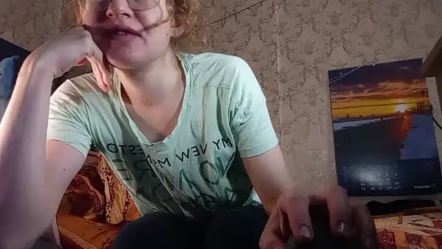 Snapshot of Alice_newhome chatting on 03.07.26 Alice newhome online show from 03.07.26