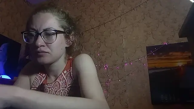 Snapshot of Alice_newhome chatting on 03.07.26 Alice newhome online show from 03.07.26