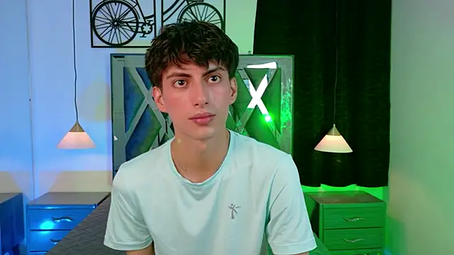 Snapshot of Martin_Williams chatting on 01.10.26 Martin Williams online show from 01.10.26