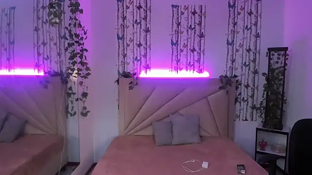 valeria dark  online show from 02.09.26