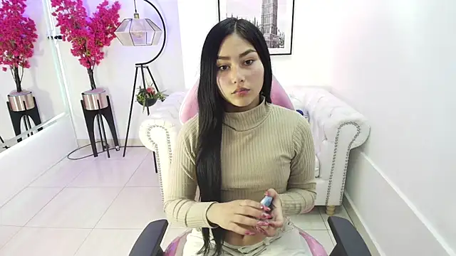 Carolina cherry online show from 02.25.26