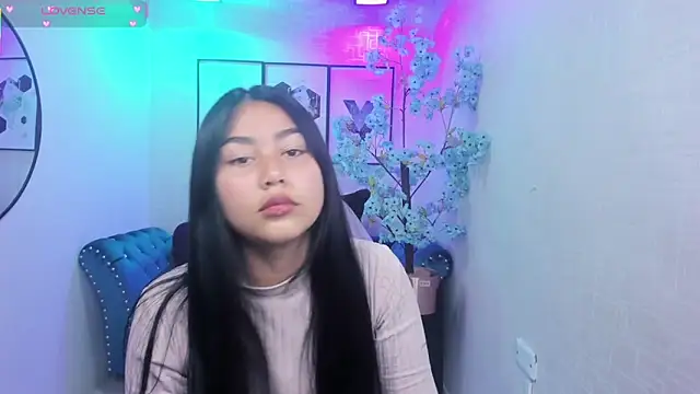 Carolina cherry online show from 06.13.26
