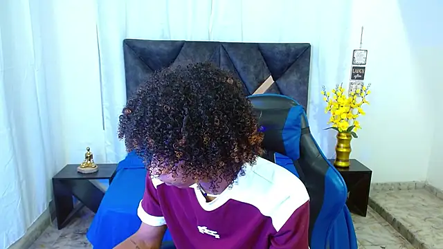 angelll18  online show from 07.13.26