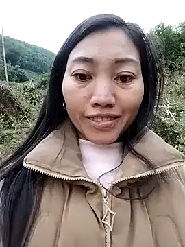 Snapshot of PhayPhayk2 chatting on 12.14.25 PhayPhayk2 online show from 12.14.25