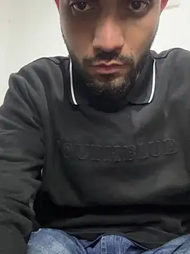 Snapshot of jamess_0 chatting on 02.14.26 jamess 0 online show from 02.14.26