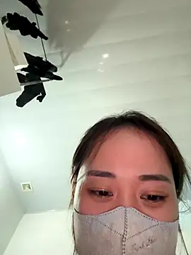 Snapshot of NinaBaby22 chatting on 12.14.25 NinaBaby22 online show from 12.14.25