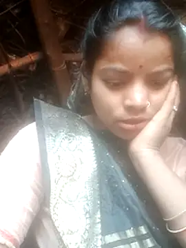 Snapshot of Mohni_sekhavat chatting on 12.15.25 Mohni sekhavat online show from 12.15.25