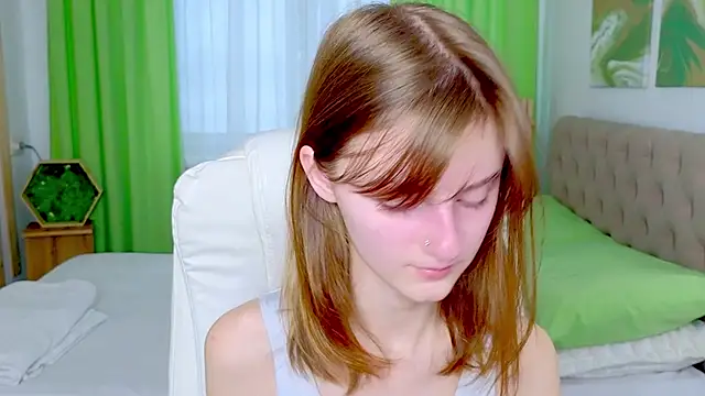 Miss Alisa  online show from 02.15.26