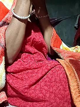 Snapshot of Sweet-rumi chatting on 12.14.25 Sweet-rumi online show from 12.14.25