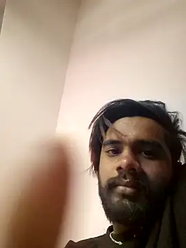 Snapshot of suhxil79 chatting on 12.22.25 suhxil79 online show from 12.22.25