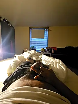 Snapshot of Gnax1 chatting on 02.01.26 Gnax1 online show from 02.01.26