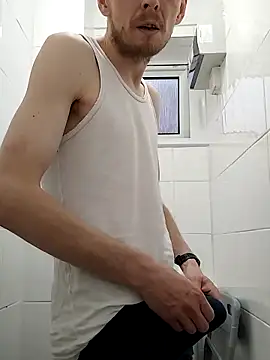 Snapshot of CrookedBunk3527 chatting on 12.15.25 CrookedBunk3527 online show from 12.15.25