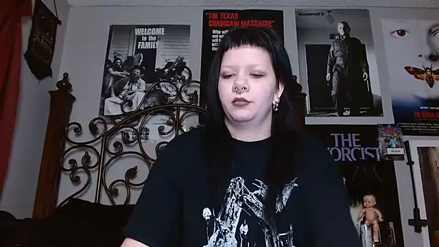 Snapshot of Bettieee_Agura chatting on 02.23.26 Bettieee Agura online show from 02.23.26