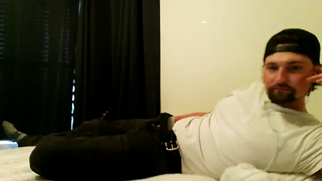 Snapshot of In_tandem chatting on 03.14.26 In tandem online show from 03.14.26