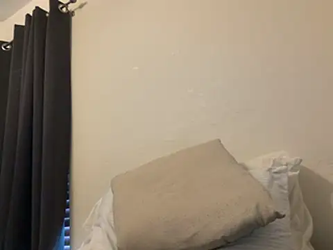 Snapshot of In_tandem chatting on 03.15.26 In tandem online show from 03.15.26