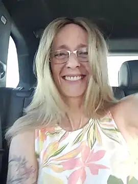 Sacha Scorp online show from 03.05.26