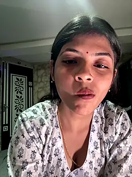 lovebirds696968 online show from 12.17.25