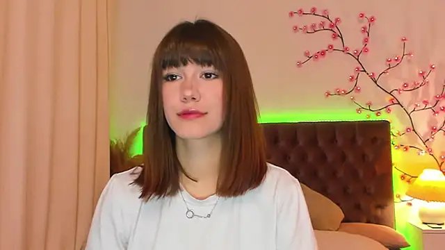 MilanaHotts online show from 07.23.26