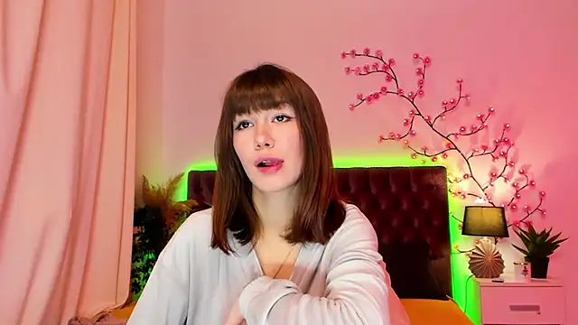 MilanaHotts online show from 08.01.26