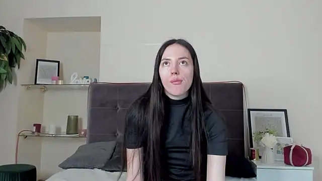 AdrianaCult online show from 02.21.26