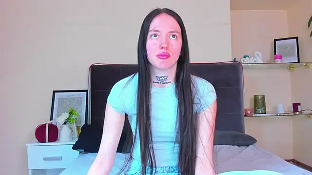 AdrianaCult online show from 03.16.26