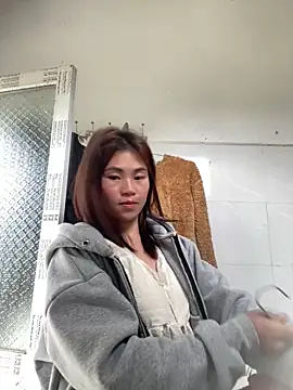 Snapshot of Babi-AzE chatting on 12.18.25 Babi-AzE online show from 12.18.25