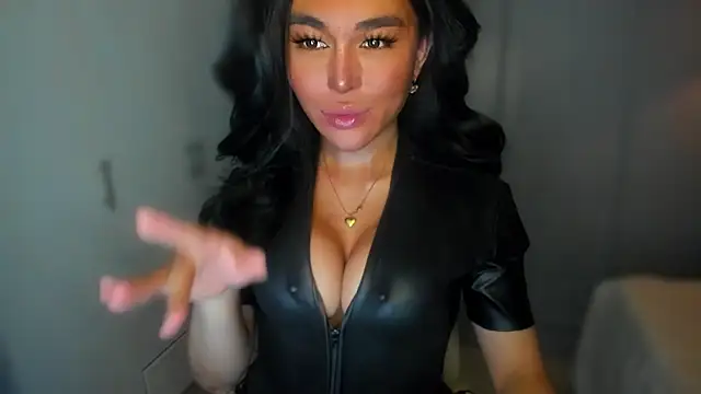 Snapshot of mxshemale_ladyboy chatting on 12.14.24 mxshemale ladyboy online show from 12.14.24
