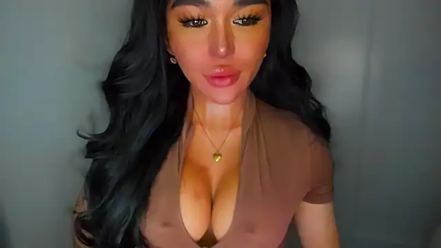 Snapshot of mxshemale_ladyboy chatting on 01.15.25 mxshemale ladyboy online show from 01.15.25