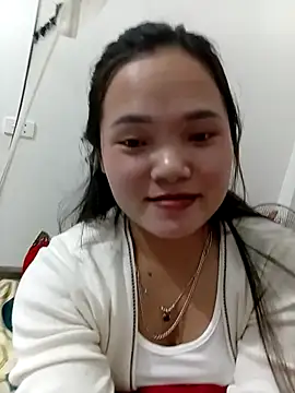 Snapshot of nhoanhlam chatting on 12.15.25 nhoanhlam online show from 12.15.25