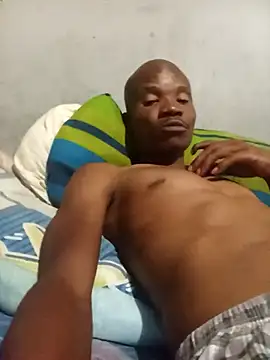 Snapshot of thabisozxz chatting on 01.15.26 thabisozxz online show from 01.15.26