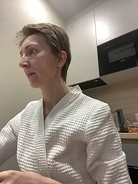 Snapshot of Sensual_Flower chatting on 02.09.26 Sensual Flower online show from 02.09.26