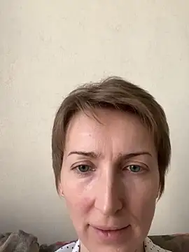 Snapshot of Sensual_Flower chatting on 03.11.26 Sensual Flower online show from 03.11.26