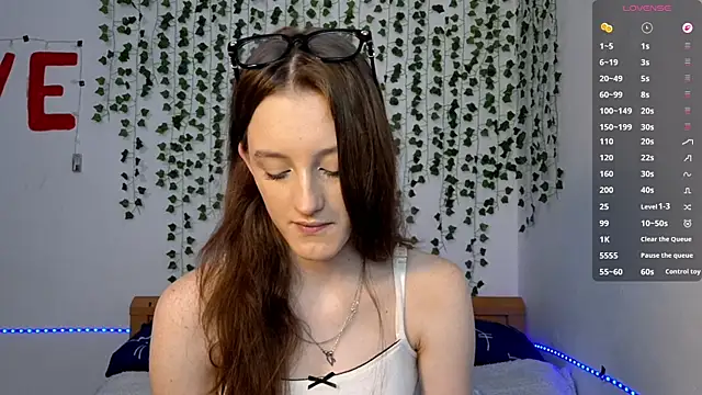 LisaBoddy online show from 04.21.26