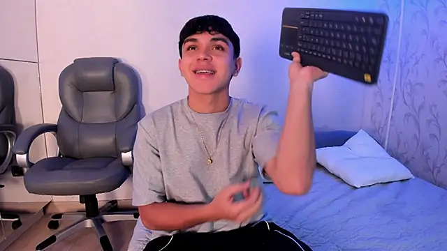  TaylorBlack online show from 02.19.26