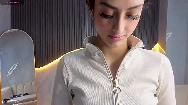 Tifany Tx online show from 06.25.26