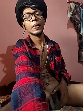 Snapshot of Advikk_GSH chatting on 12.16.25 Advikk GSH online show from 12.16.25