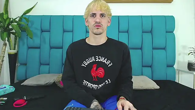 boy Dirty X online show from 06.27.26