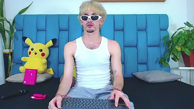 boy Dirty X online show from 07.10.26