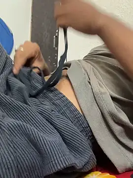 Snapshot of hot_gym_b0y chatting on 02.24.26 hot gym b0y online show from 02.24.26