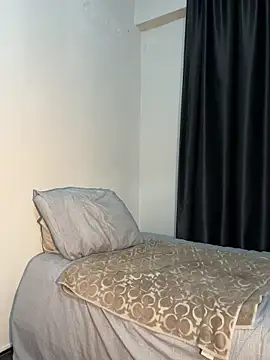 Snapshot of LiaCuti chatting on 02.14.26 LiaCuti online show from 02.14.26