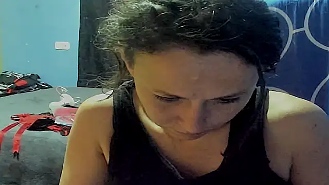 Snapshot of riquimona chatting on 02.26.26 riquimona online show from 02.26.26