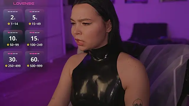 Snapshot of Dominatrix_Alice chatting on 03.29.26 Dominatrix Alice online show from 03.29.26