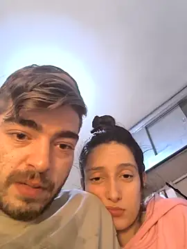 Snapshot of parejitajovene chatting on 12.16.25 parejitajovene online show from 12.16.25