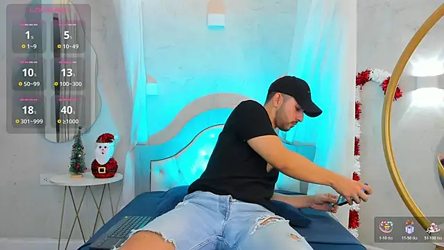 Snapshot of Noah_Prince10 chatting on 12.18.25 Noah Prince10 online show from 12.18.25