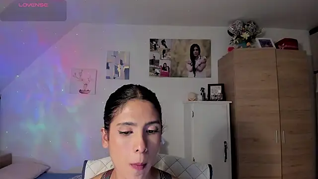 Snapshot of VEROSlen- chatting on 07.15.26 VEROSlen- online show from 07.15.26