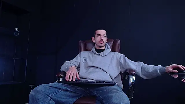 KaydenDrew online show from 12.18.25