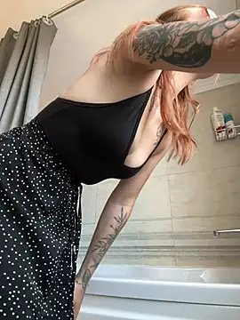 AnitaVensley- online show from 06.25.26