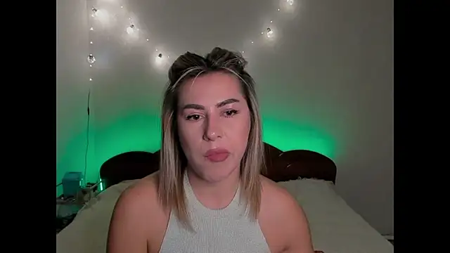 Roxi Joy online show from 01.10.26