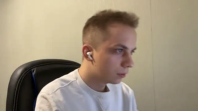 Snapshot of Markooaa chatting on 02.21.26 Markooaa online show from 02.21.26