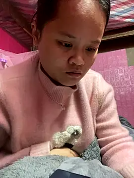 Snapshot of Thanhhuyen001 chatting on 12.19.25 Thanhhuyen001 online show from 12.19.25